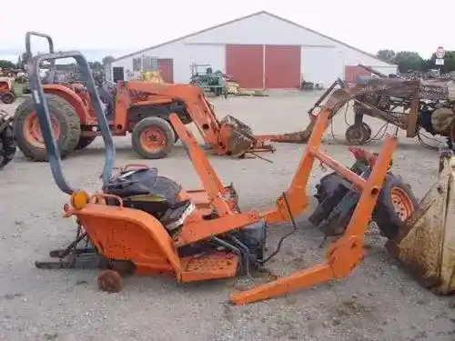 Used Kubota b1750 Tractor Parts