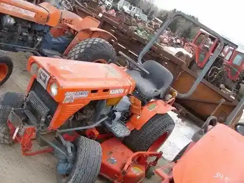 Used Kubota B7100 Tractor Parts