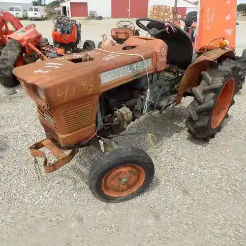 Used Kubota l185 Tractor Parts