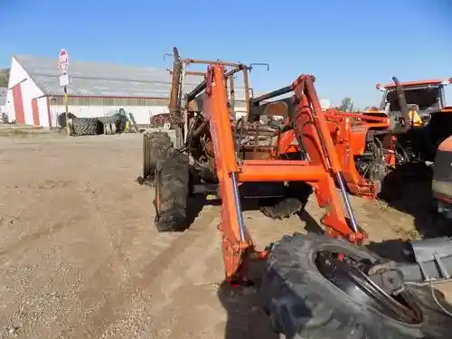 Used 2006 Kubota M105 Tractor Parts