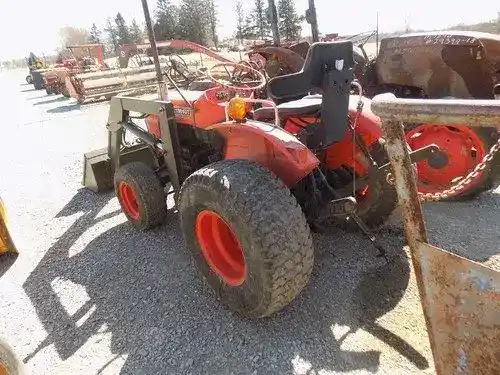 Used Kubota L1801 Tractor Parts