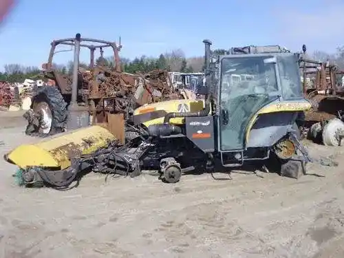 Used Kubota L5240 Tractor Parts
