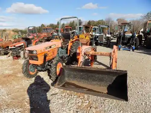 Used Kubota L275 Tractor Parts