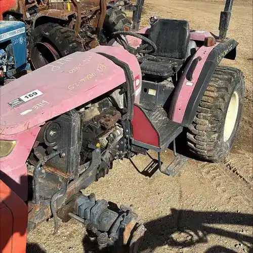 Used Mahindra 2810 Tractor Parts