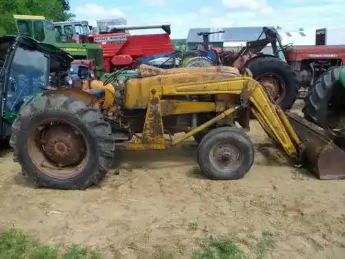 Used Minneapolis Moline 445 Tractor Parts