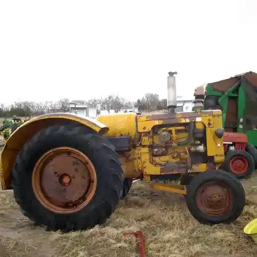 Used Minneapolis Moline gb Tractor Parts