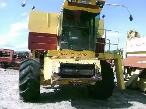 Used New Holland TR95 Combine Parts