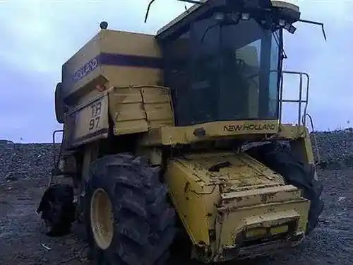 Used New Holland TR97 Combine Parts
