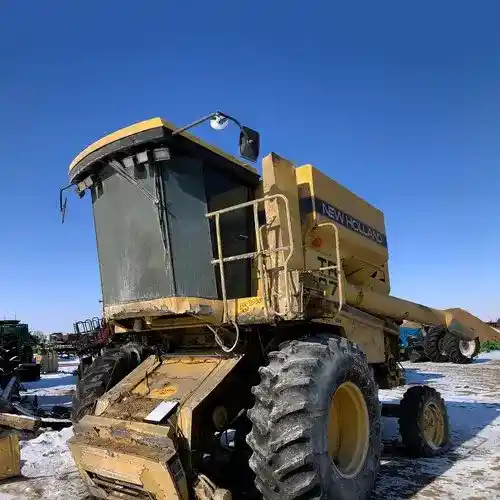 Used New Holland TR87 Combine Parts