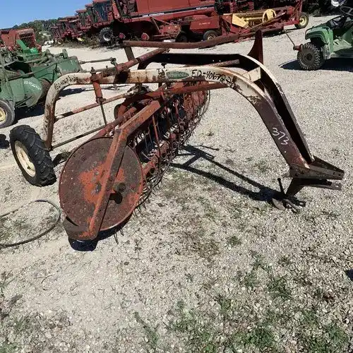 Used New Idea 402 Rake / Tedder Parts