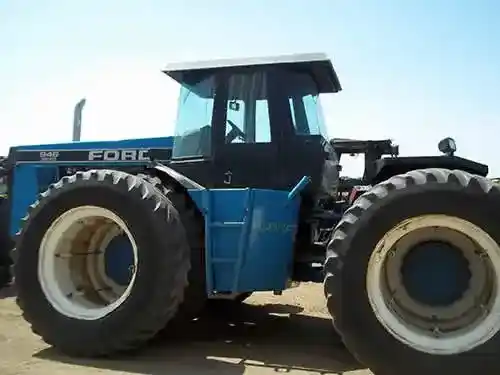 Used Versatile 946 Tractor Parts